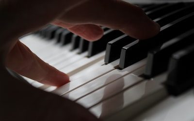 5 PR Lessons from Music Stores and Digital PR Agencies