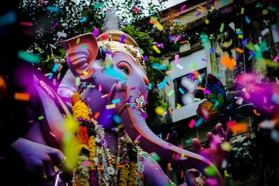 Chingay Parade’s Impact on Singapore PR and Google Ads’ Clothing Revolution!