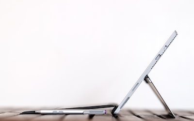 Navigating the Social Media Sphere: Empowering Singapores Vending Machine Operators