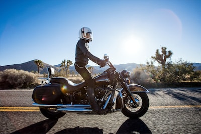 Addressing PR Hurdles in Motorcycle Dealers’ Facebook and Instagram Marketing.