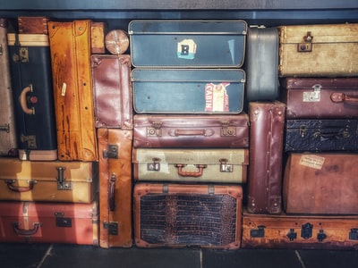 Best PR & Social Ads for Singapore’s Luggage & Leather Stores.