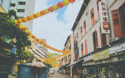 Boost PR with Social Media Ads, Targeting Singapore’s Discount Store Shoppers