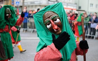 Chingay Parade’s Influence on Singapore PR: Top PR Companies and Discounts