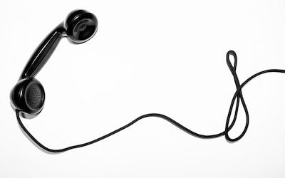 Enhancing relations and ads for diverse Singapore stores through PR crafting.