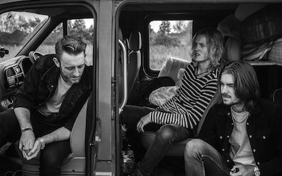 Get exclusive Asian media coverage for TV and radio stores!