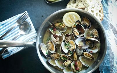 Key strategies for media interaction in Asian specialty food stores