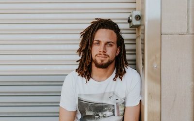 Singapore PR Agency’s Guide to Elevate Stores for Affluent Sports Clients.