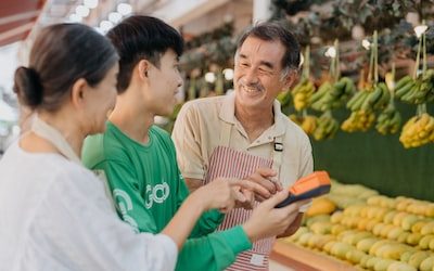 Revolutionizing Bukit Batoks Property Market: Unveiling the Power of Retail Online Platform PR Strategies!