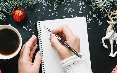 How to Pitch Christmas and New Year Stories to the Media