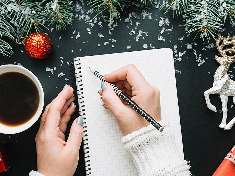 How to Pitch Christmas New Year Stories to the Media PR Agency