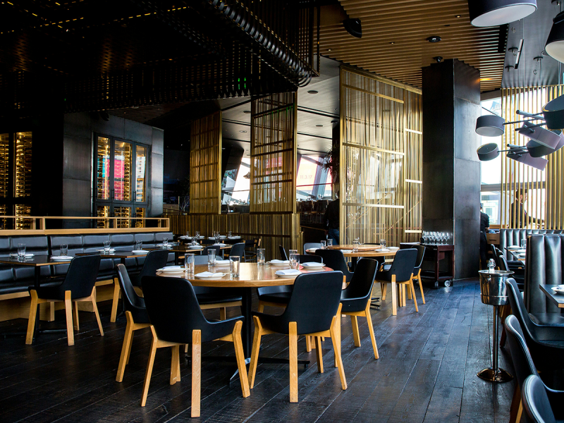 Capturing the Foodie Craze: Restaurant Advertising Trends in Singapore 2024